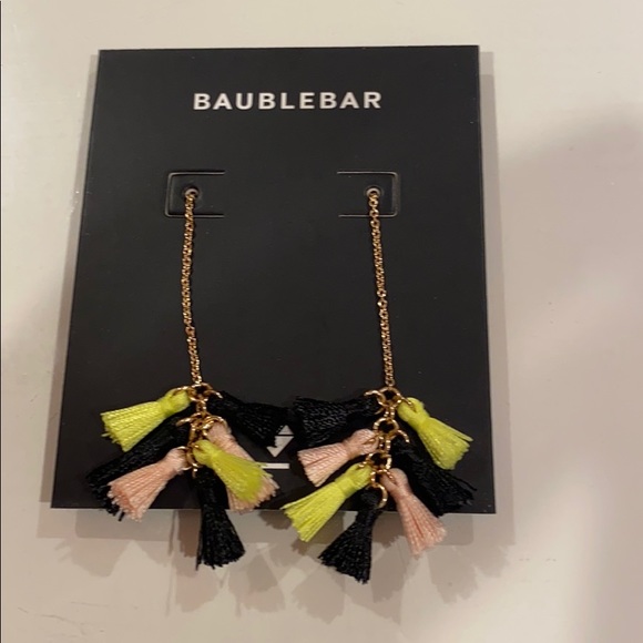 Threaded Earrings - Picture 3 of 4